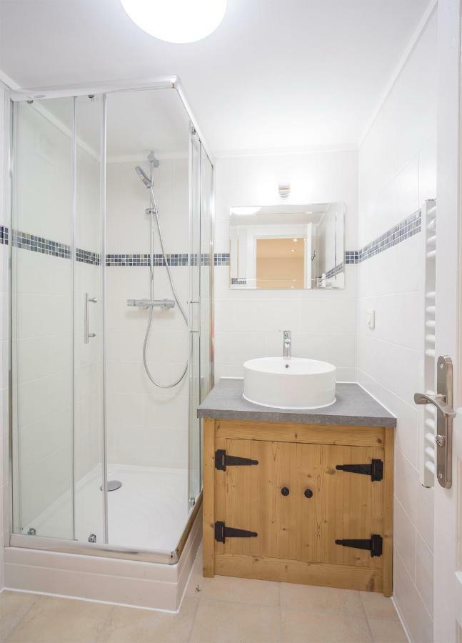 Yeti Lodge Rooms Argentiere Bagian luar foto