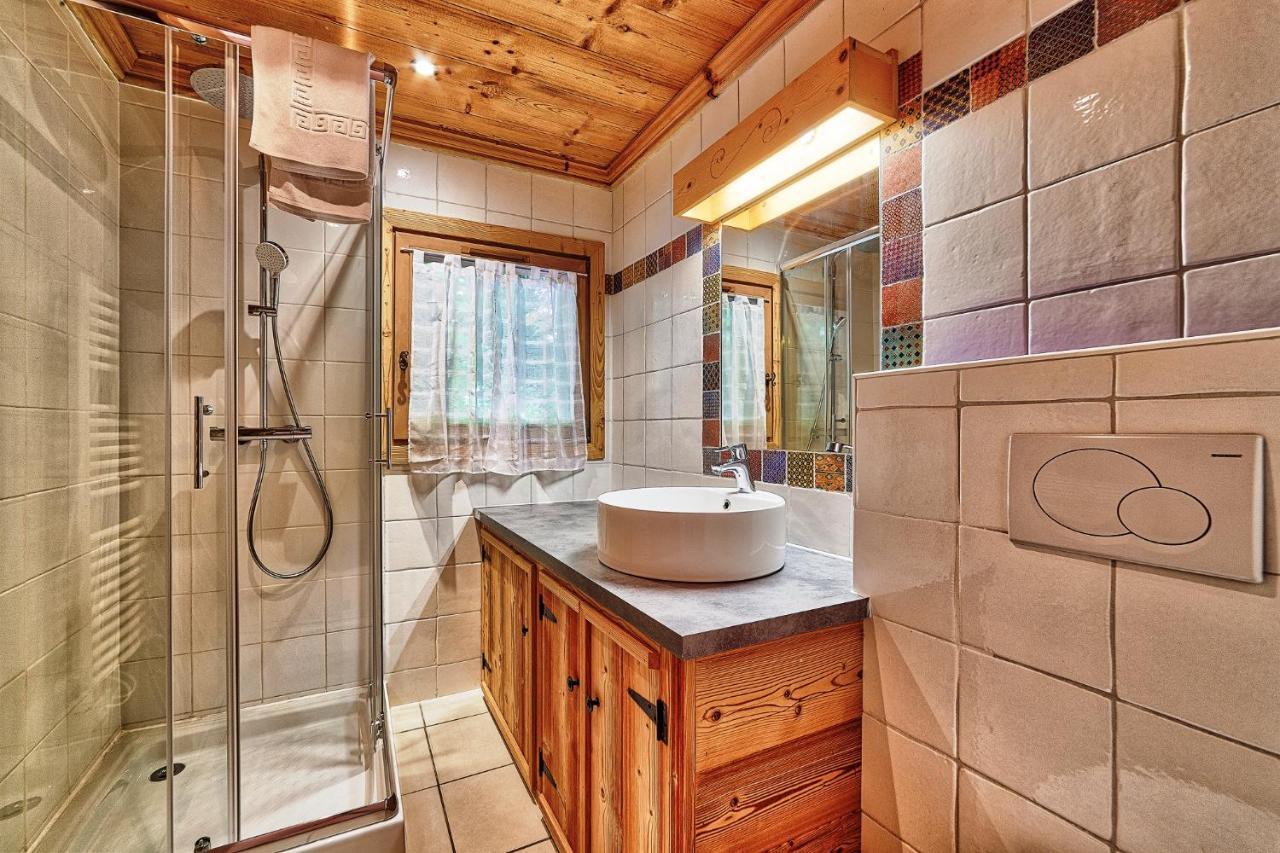 Yeti Lodge Rooms Argentiere Bagian luar foto